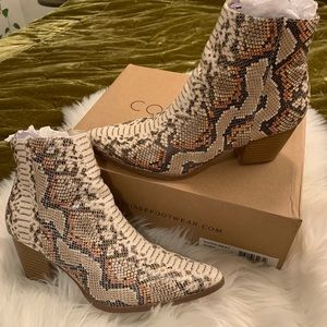Western Faux Snakeskin Boot